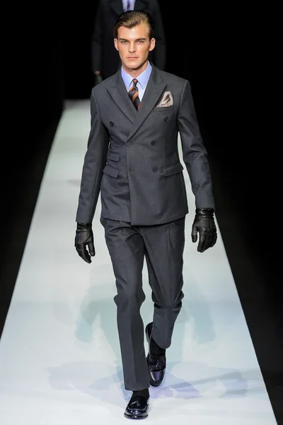 Look 2